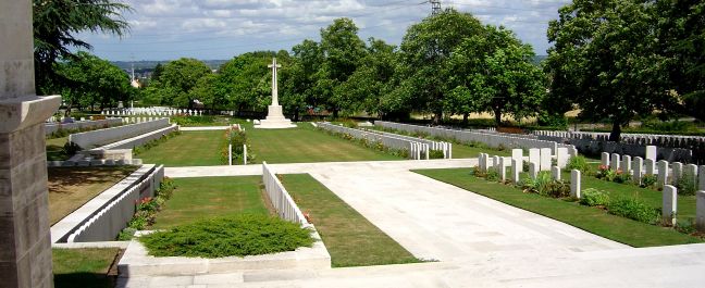 Longuenesse St Omer cemetery